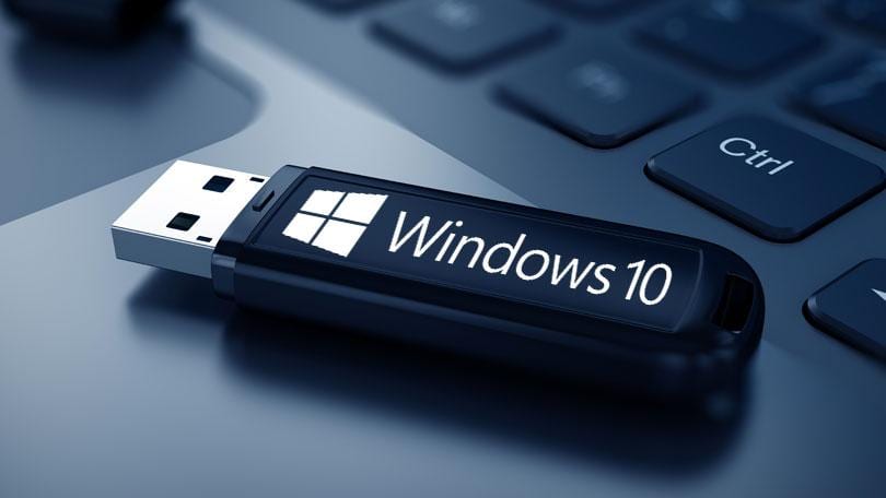 Windows 10 1709 UWP applications fail to deploy at logon